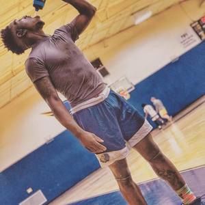 Meet your Posher, Mondo